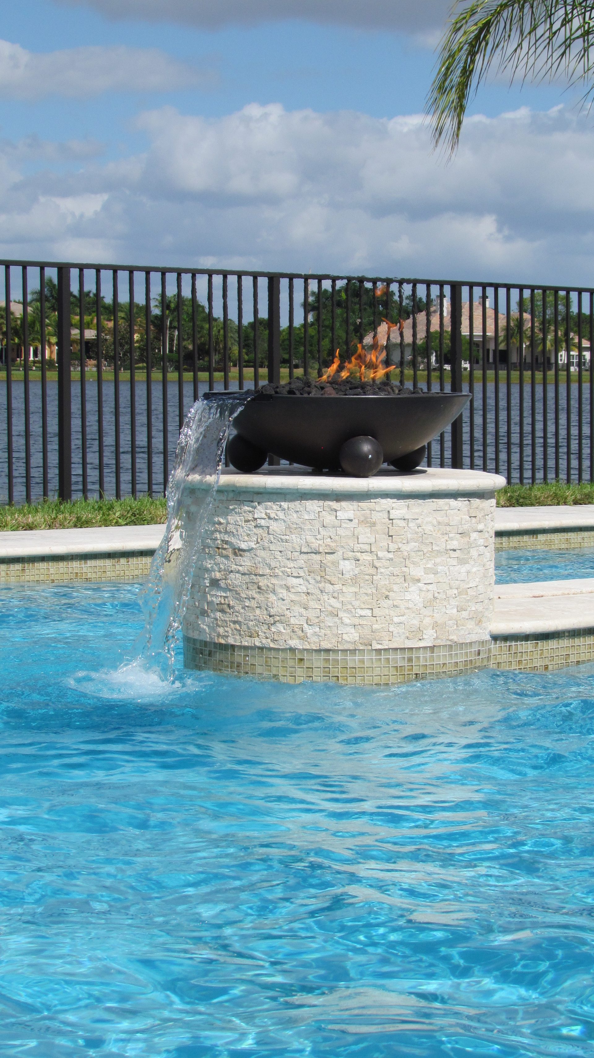 Structural swimming pool renovation